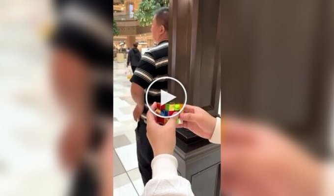 Собрать таким способом кубик рубика невозможно