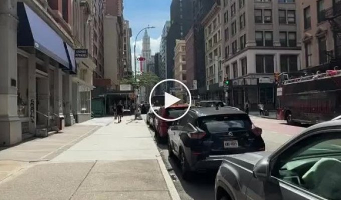 В каком состоянии находятся тротуары в некоторых районах Нью-Йорка