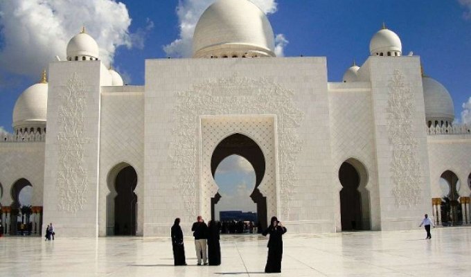 Абу-Даби. Белая мечеть (37 фото)