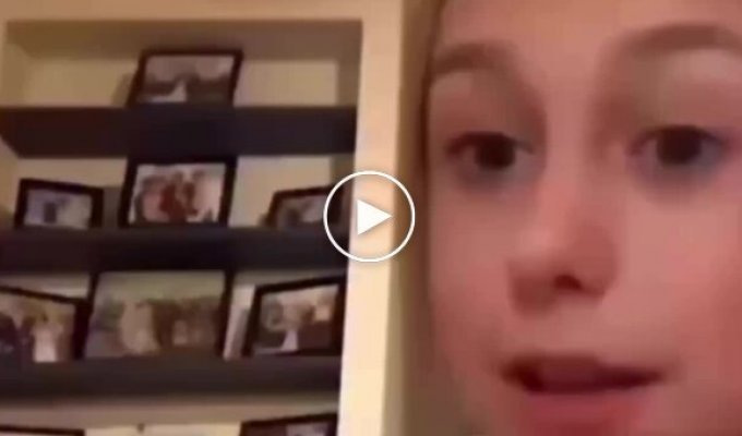 Попугай-стоматолог: птица сама вырвала ребенку молочный зуб