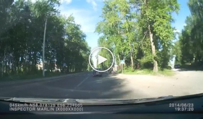 В Перми водитель Ваза сбил женщину и двух маленьких девочек