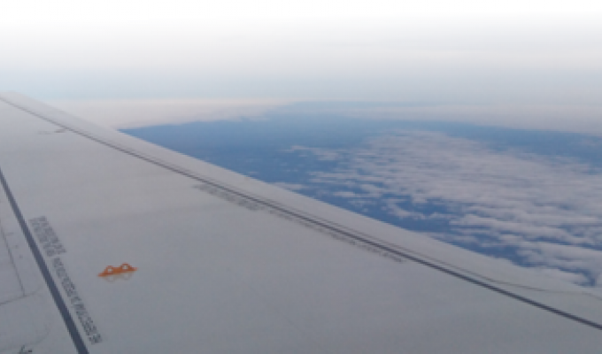 Пассажиры испортили самолет “Победы” в отместку за платный багаж (2 фото)