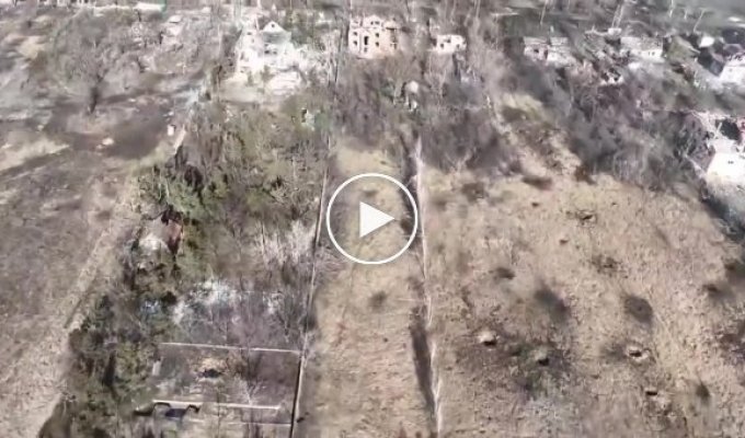 Видео работы операторов дронов на передовой. Часть 8
