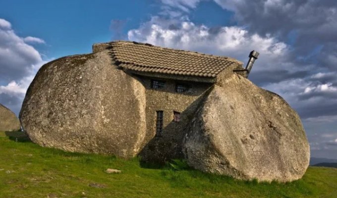 Уникальные места и удивительные достопримечательности нашей планеты (15 фото)