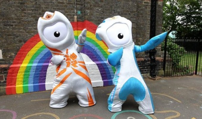 A selection of the most unusual mascots of the Olympic Games (10 photos)