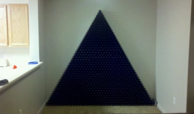 Пятничная пирамида (3 фото)