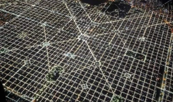 Гений градостроительства (3 фото)