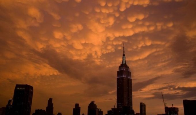 Красивые облака над Нью Йорком (17 фото)