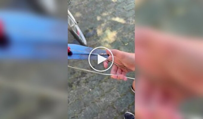 An unusual musical instrument with a sound familiar to almost everyone