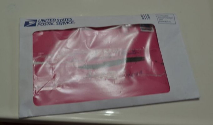 Почта США извиняется за испорченную открытку (5 фото)