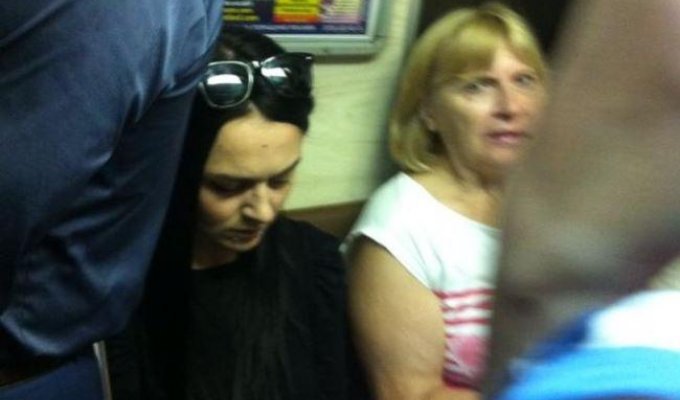 В сети затравили больную киевлянку, не уступившую место матери с ребенком в метро