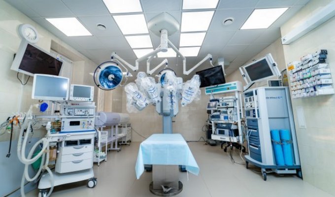 Роботизована консервативна міомектомія роботом Да Вінчі