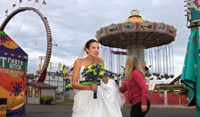 Безумная свадьба на американских горках (14 фото)
