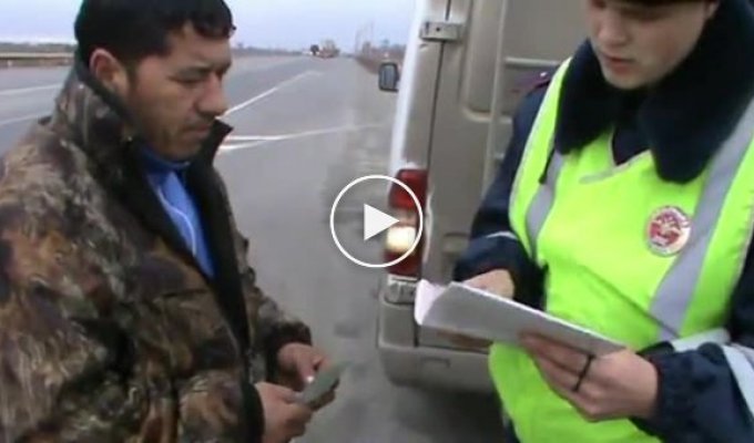 Из Москвы в Киргизию с комфортом 20 человек в грузовом фургоне