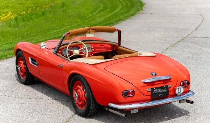 Очень редкий 67-летний BMW 507 оценили более чем в 1,5 миллиона долларов (60 фото)