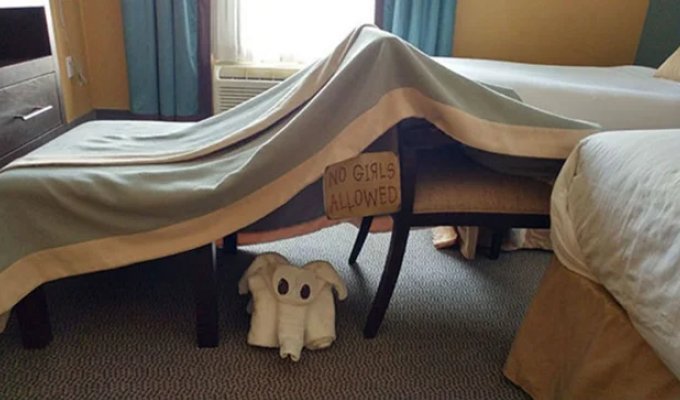 Troll Guests Sent Hotel Staff the Most Absurd Requests... And They Actually Delivered! (15 Photos)