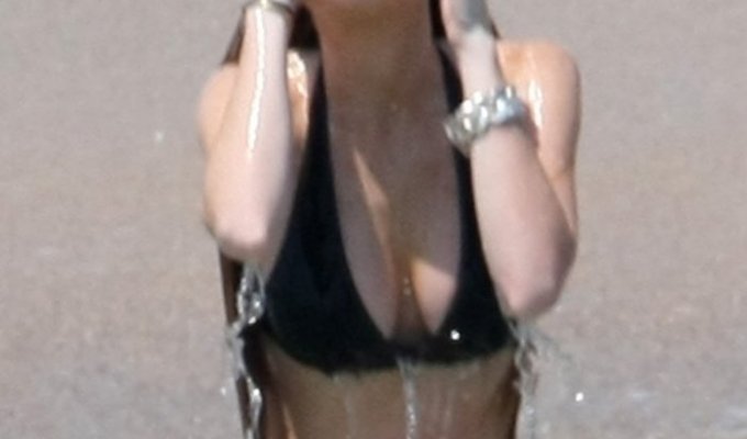 Lindsay Lohan в бикини (5 фото)