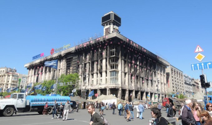 Майдан сейчас. Киев, апрель, 2014 (71 фото) (майдан)