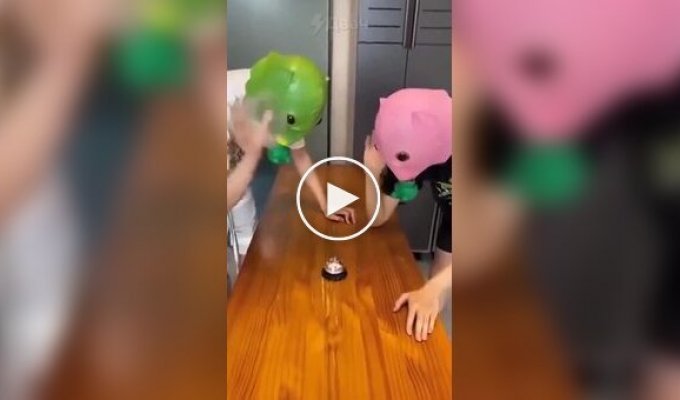 A funny but very cruel reaction speed game for a group