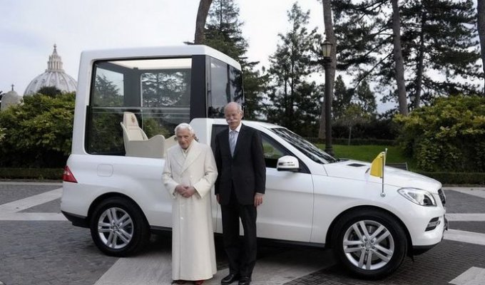 Новый папа-мобиль от Mercedes-Benz (6 фото)