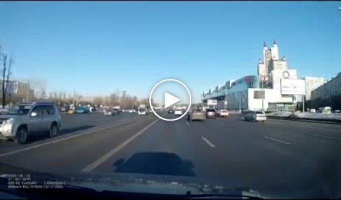 Массовое ДТП на Кутузовском проспекте в котором погиб 1 человек