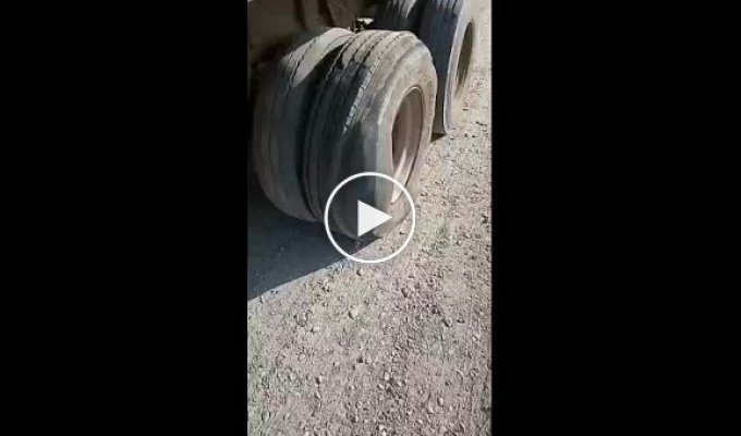 Atmospheric bubble on a tire