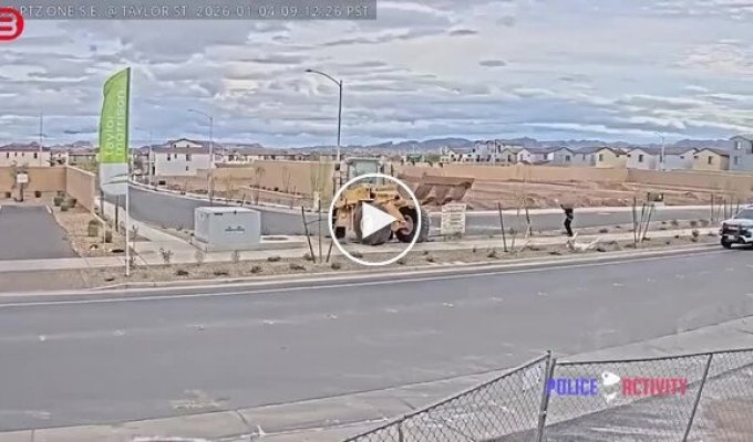 Американец украл погрузчик и попытался протаранить полицейского