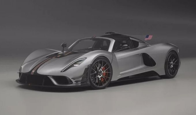 Hennessey to release the world's most powerful supercar with a manual transmission (13 photos + 1 video)