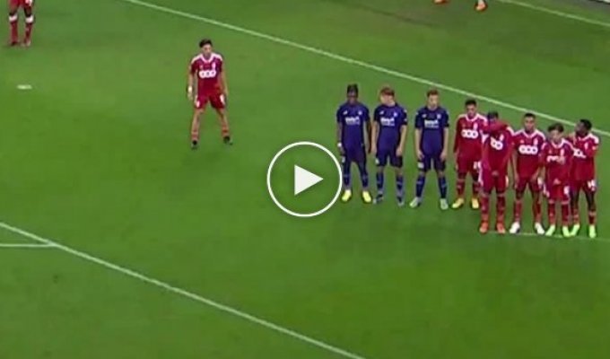 Belgian Anderlecht players made an original free-kick