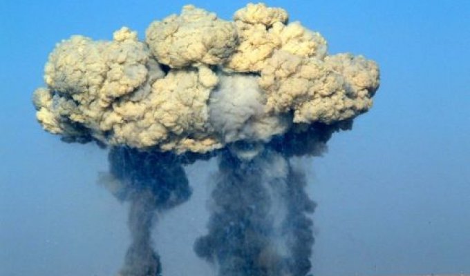  Фотографии взрыва в Ираке (4 Фото)
