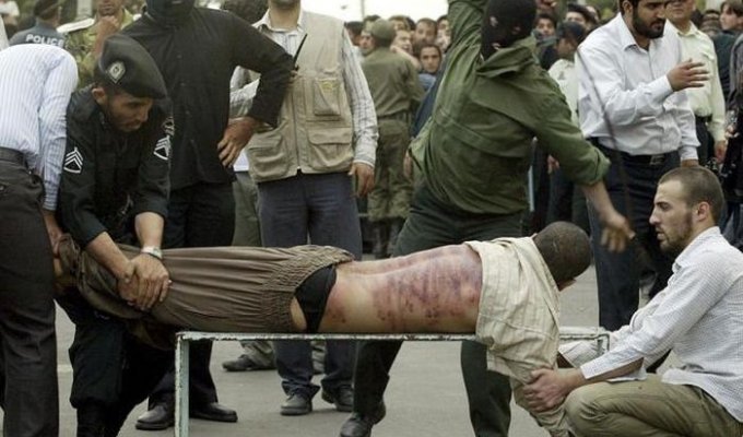 Правосудие по-ирански (3 фото)