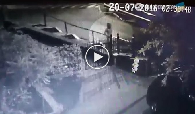 Появилось видео закладки бомбы под машину Павла Шеремета 