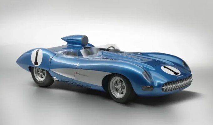 A unique racing Corvette from the 1950s is to be sold for $7 million (20 photos)