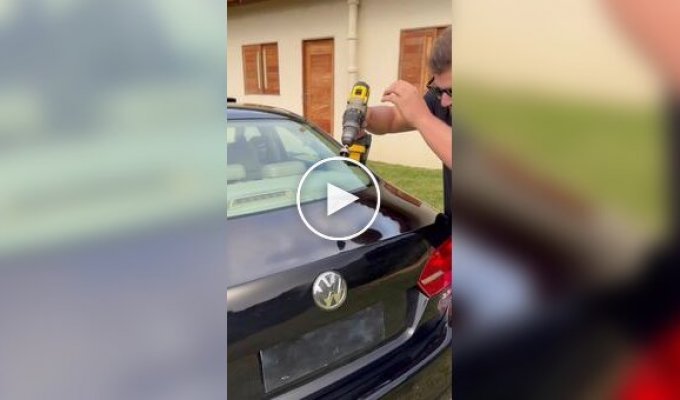 Beer bar in a car