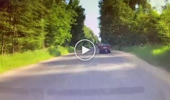 Водитель УАЗа устроил лобовое столкновение в Тверской области