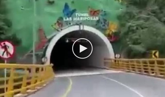 Велосипедист и Туннель Лас-Марипосас