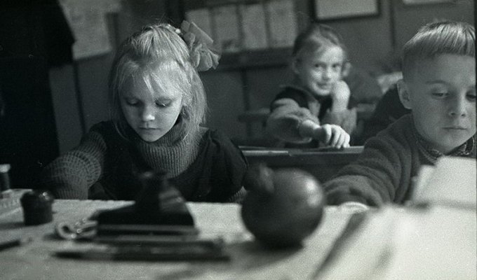 Школа в советской деревне (18 фото)