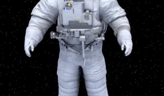 Из чего состоит скафандр? (9 фото)