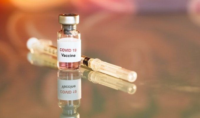 Вакцинация от COVID-19: как меня брякнули с неба на землю (1 фото)