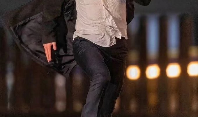 Tom Cruise runs and performs stunts on set even at 61 (3 photos + video)