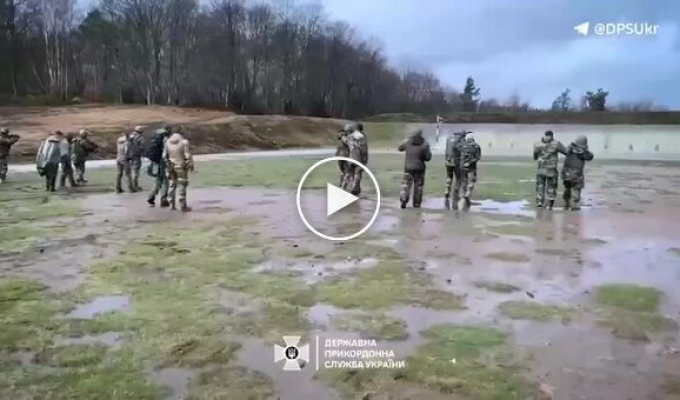 Ukrainian border guards completed a combat training course in France