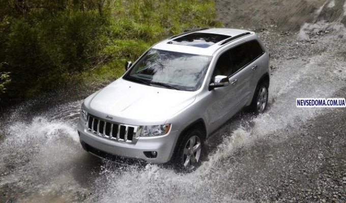 Новые фото и видео Jeep Cherokee 2011 (18 фото + видео)