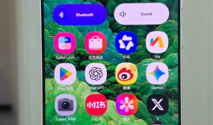 Поразительная функция нового Samsung (2 фото)