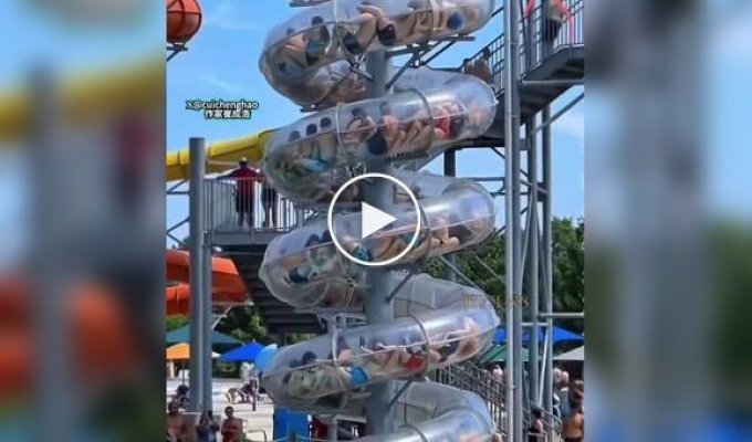 Technical failure at a Chinese water park