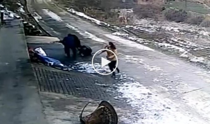 100-килограммовый кабан убил пенсионера и тяжело ранил девушку