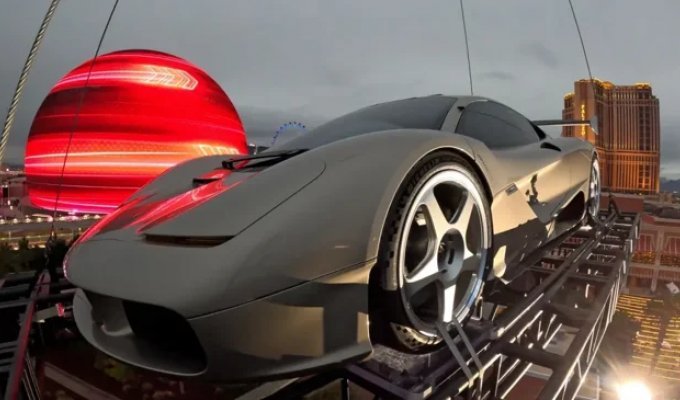 Автомобиль, которого еще нет, продали за рекордные 20,63 миллиона долларов (6 фото)