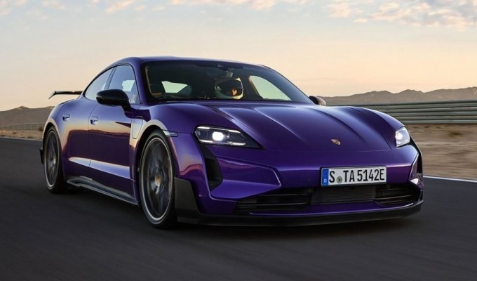 Taycan Turbo GT became the most powerful Porsche in the history of the brand (19 photos)