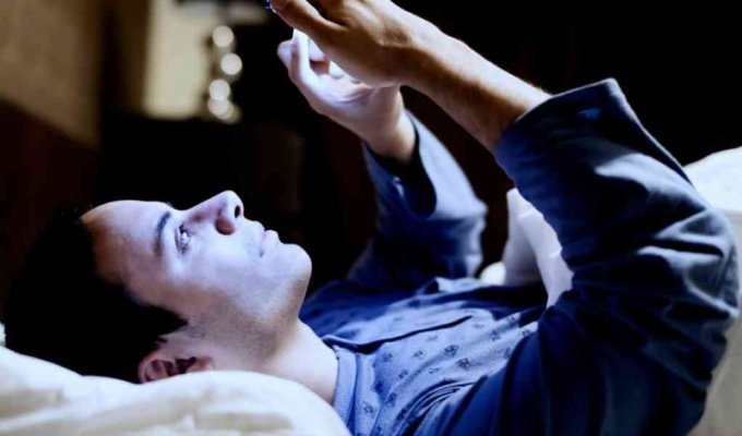 7 худших вещей, которые только можно сделать перед сном (7 фото)