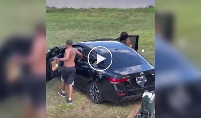 Попытка кражи компрессора в Атланте прервана строителями