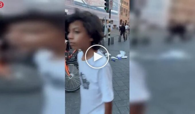 Amsterdam garbage collector decides not to put too much effort into the trash